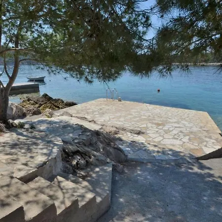 Apartman In Karbuni With Sea View, Terrace, Air Conditioning, W-lan 3609-4 Blato