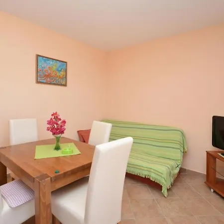 Apartman In Karbuni With Sea View, Terrace, Air Conditioning, W-lan 3609-4 Blato
