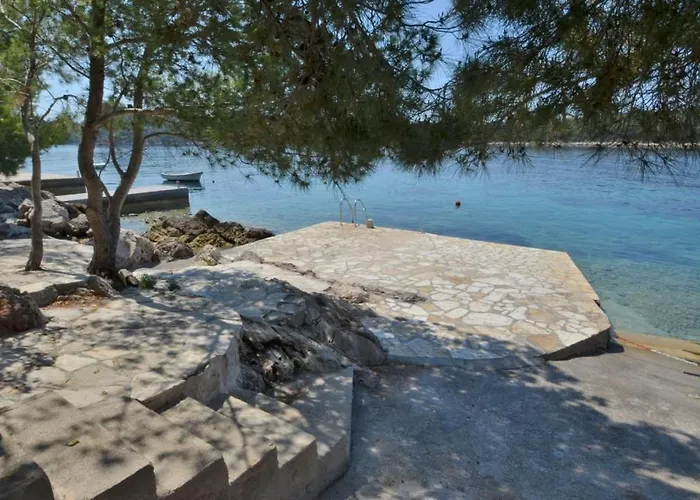 Apartment In Karbuni With Sea View, Terrace, Air Conditioning, W-lan 3609-4 Blato (Korcula)